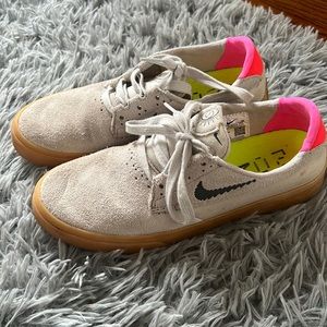 Nike SB KIDS 5.5